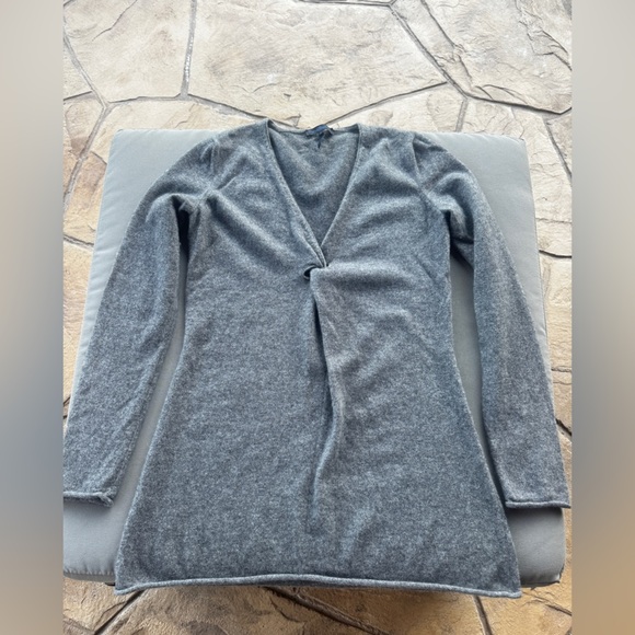 Enzo Mantovani Cashmere Twist V
Neck Womens Tunic Sweater Sz S - Picture 6 of 9